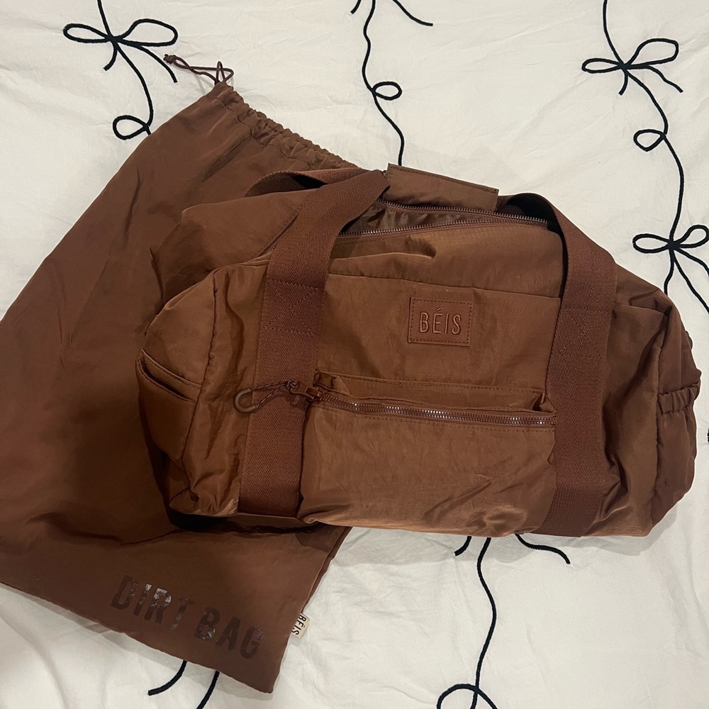 Gently Used, In Great Condition- BEIS The Sport Duffle Backpack 
in Maple